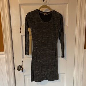 Long Sleeve Heathered Knit Dress - Gray